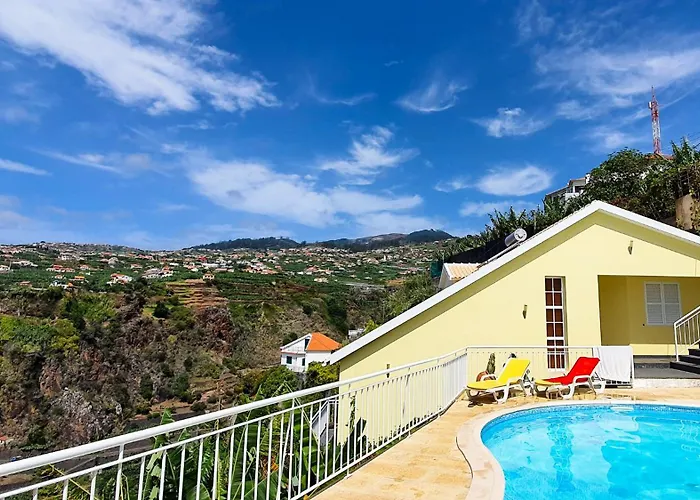 Margarida Ponta do Sol (Madeira)